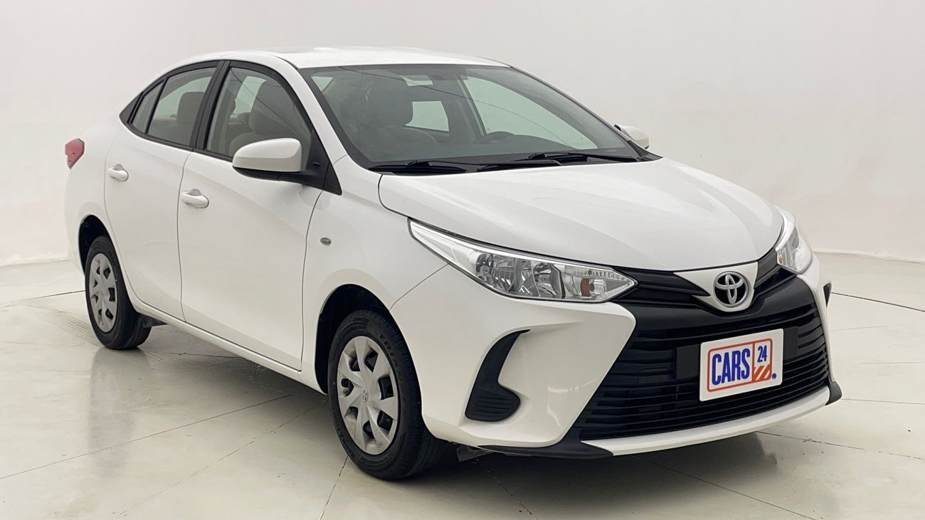 تويوتا يارس E 1.5 | بدون دفعة مقدمة | اختبار القيادة في المنزل