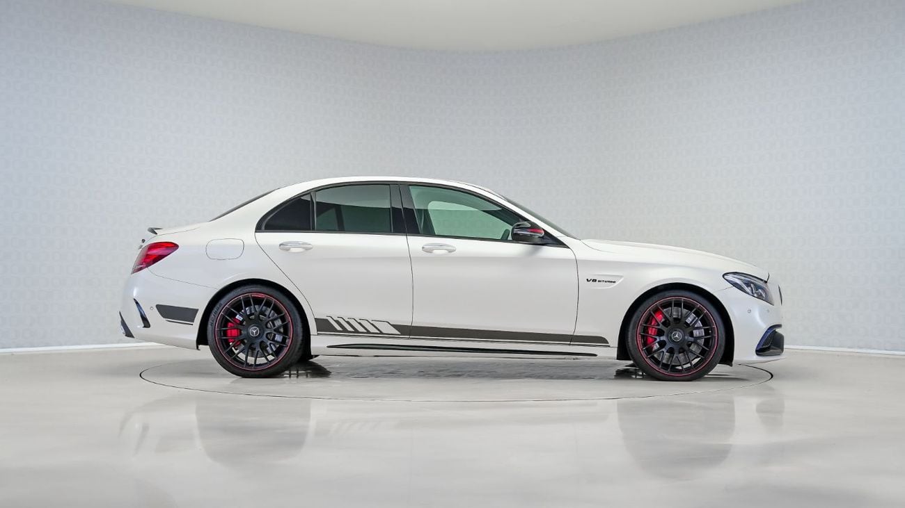 Mercedes Benz C63 AMG S