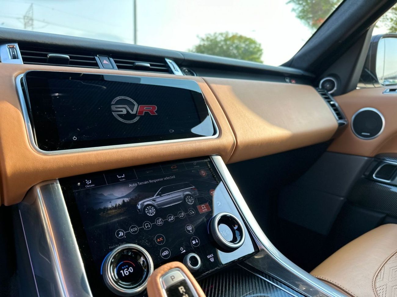 Land Rover Range Rover Sport RANGE ROVER SVR MODEL 2018 KILOMETERS 78000 GCC Counter service at Al Tayer Agency until 2028