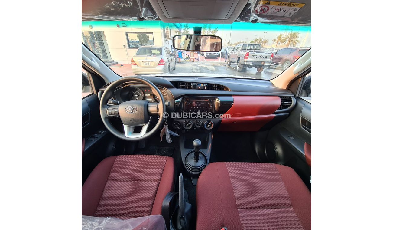Toyota Hilux TOYOTA HILUX 2.4D DOUBLE CABIN | M/T | POWER OPTION