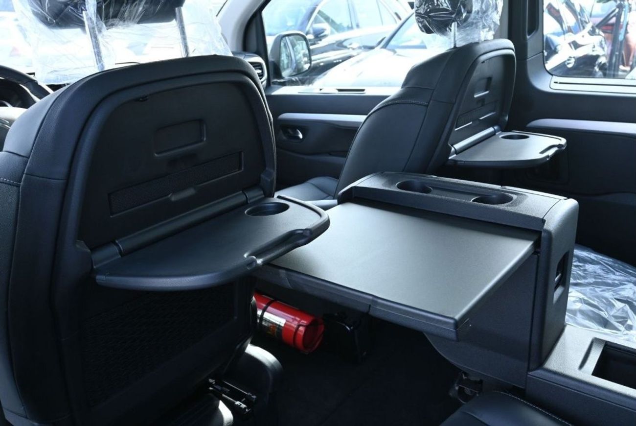 Citroen Spacetourer Citroen Spacetourer Business Lounge Van 2.0L FWD, 5 Doors, Color Black, Model 2024