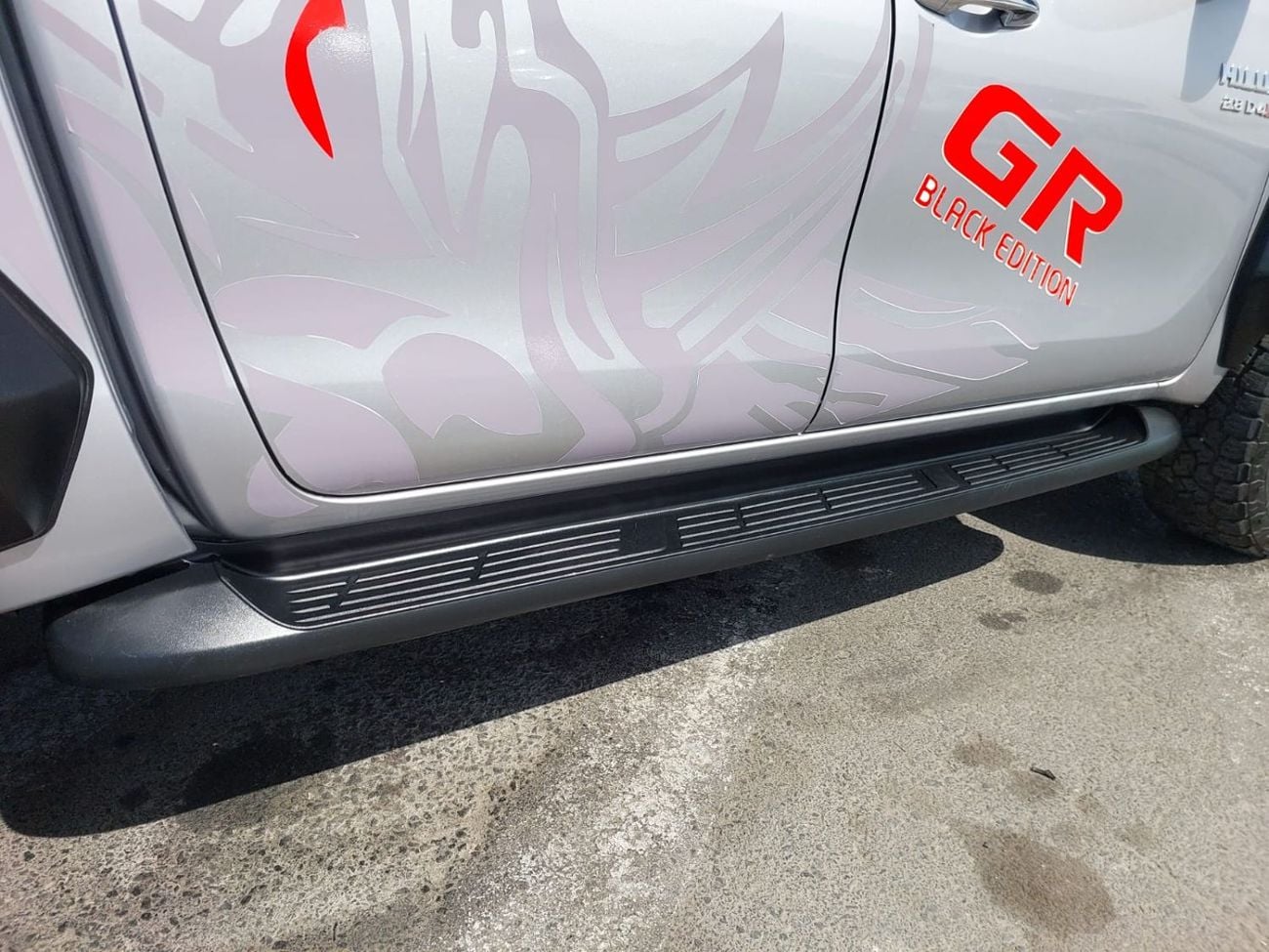 تويوتا هيلوكس GR SPORT 2022 TOYOTA HILUX PICK UP RHD DIESEL AUTOMATIC(PM58721)