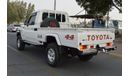 Toyota Land Cruiser Pick Up 1vD engine v8 Diesel Clean car