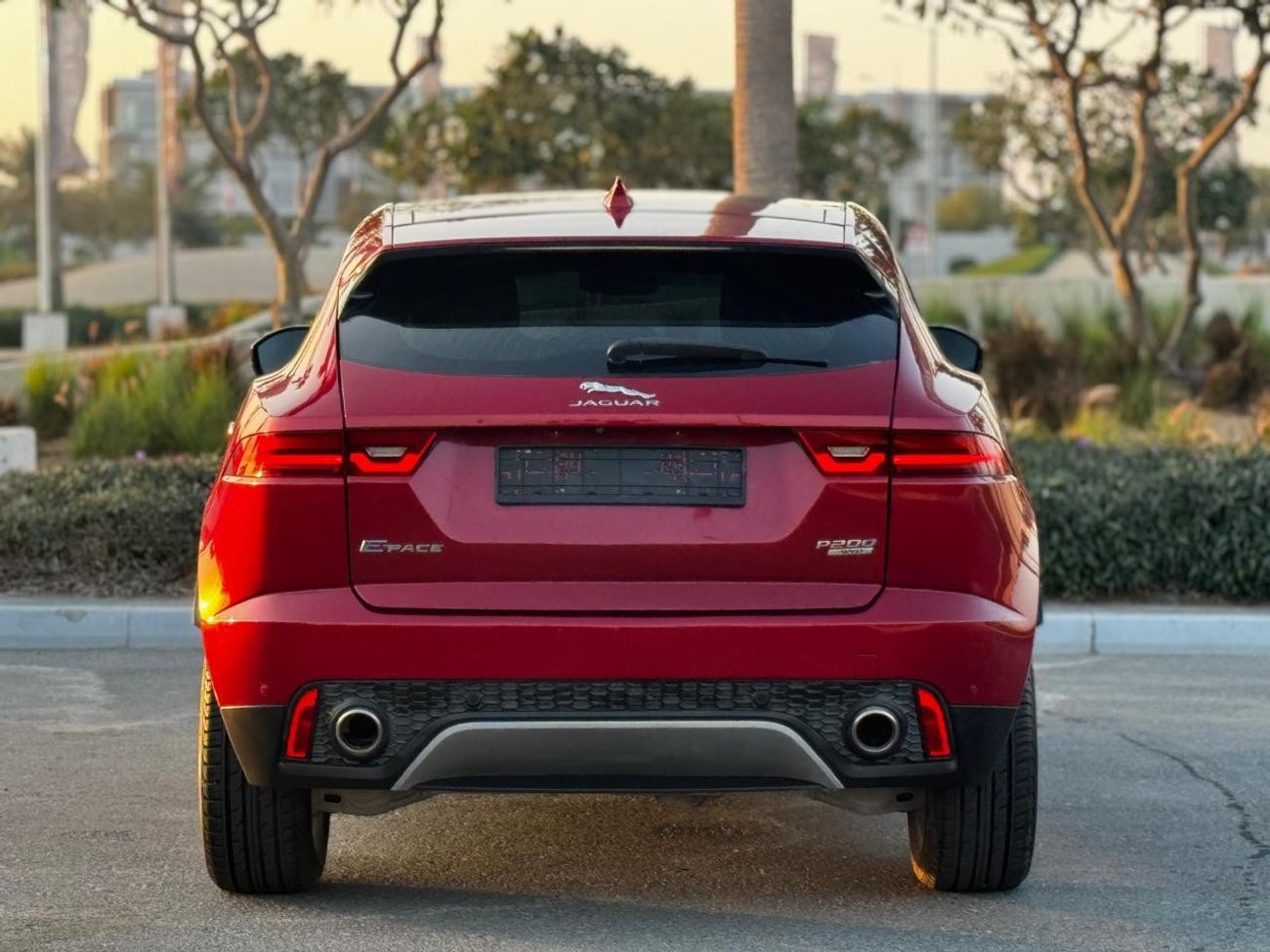 جاكوار E Pace S 2.0L