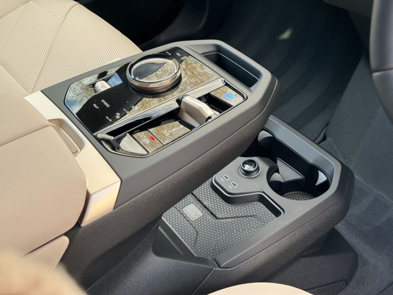 BMW iX xDrive40 M Sport