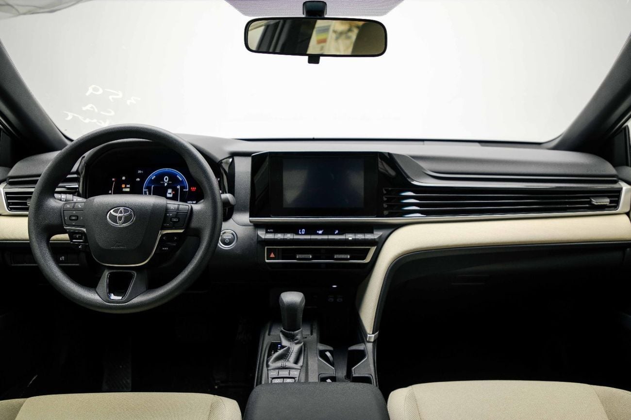 Toyota Camry LE HEV 2.5L - Platinum White Pearl Inside Beige | Export Only