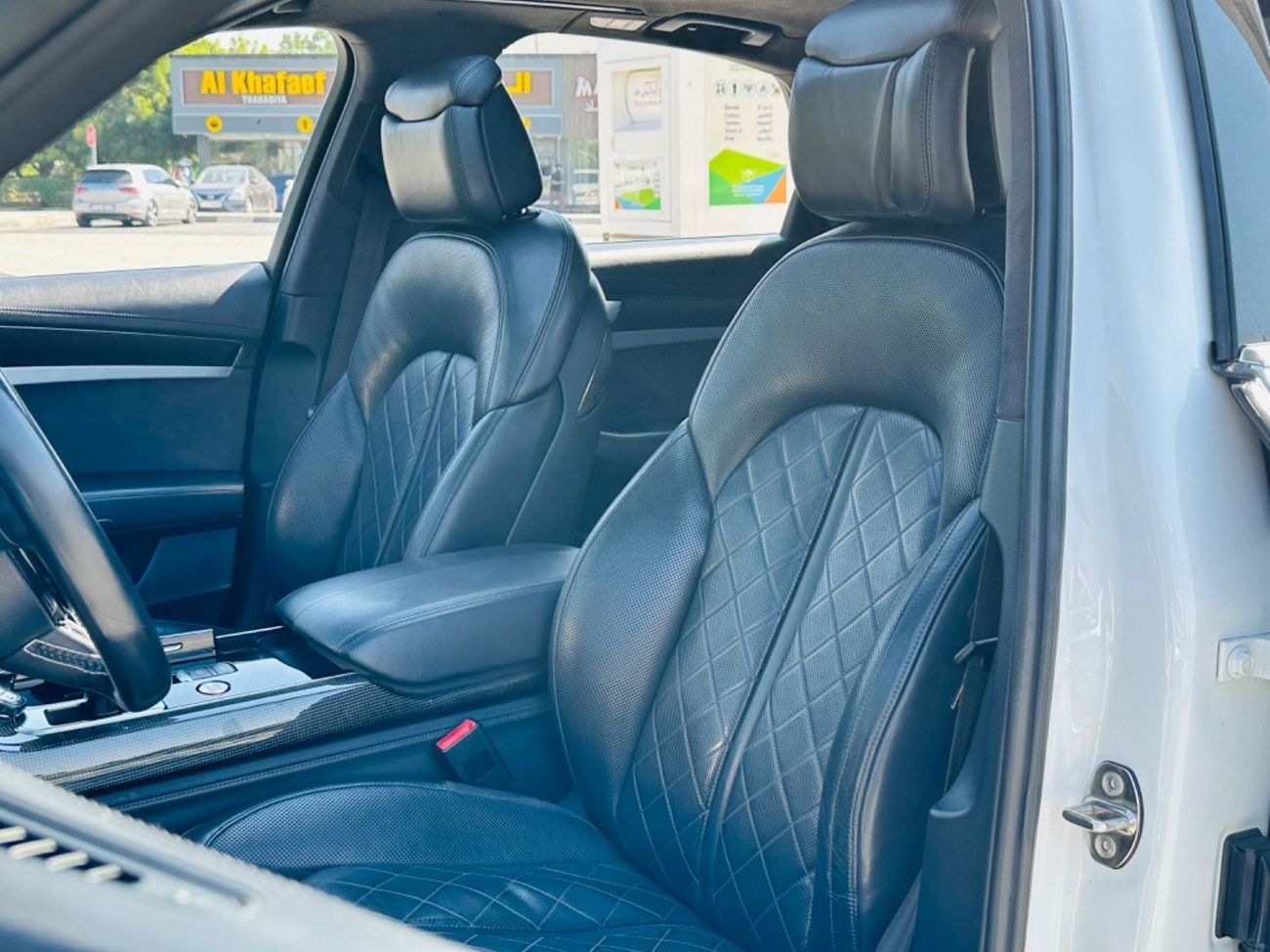 Audi S8 TFSI quattro S-Line 4.2L AUDI S8 MODEL 2014 QUATTRO S LINE FULL OPTION