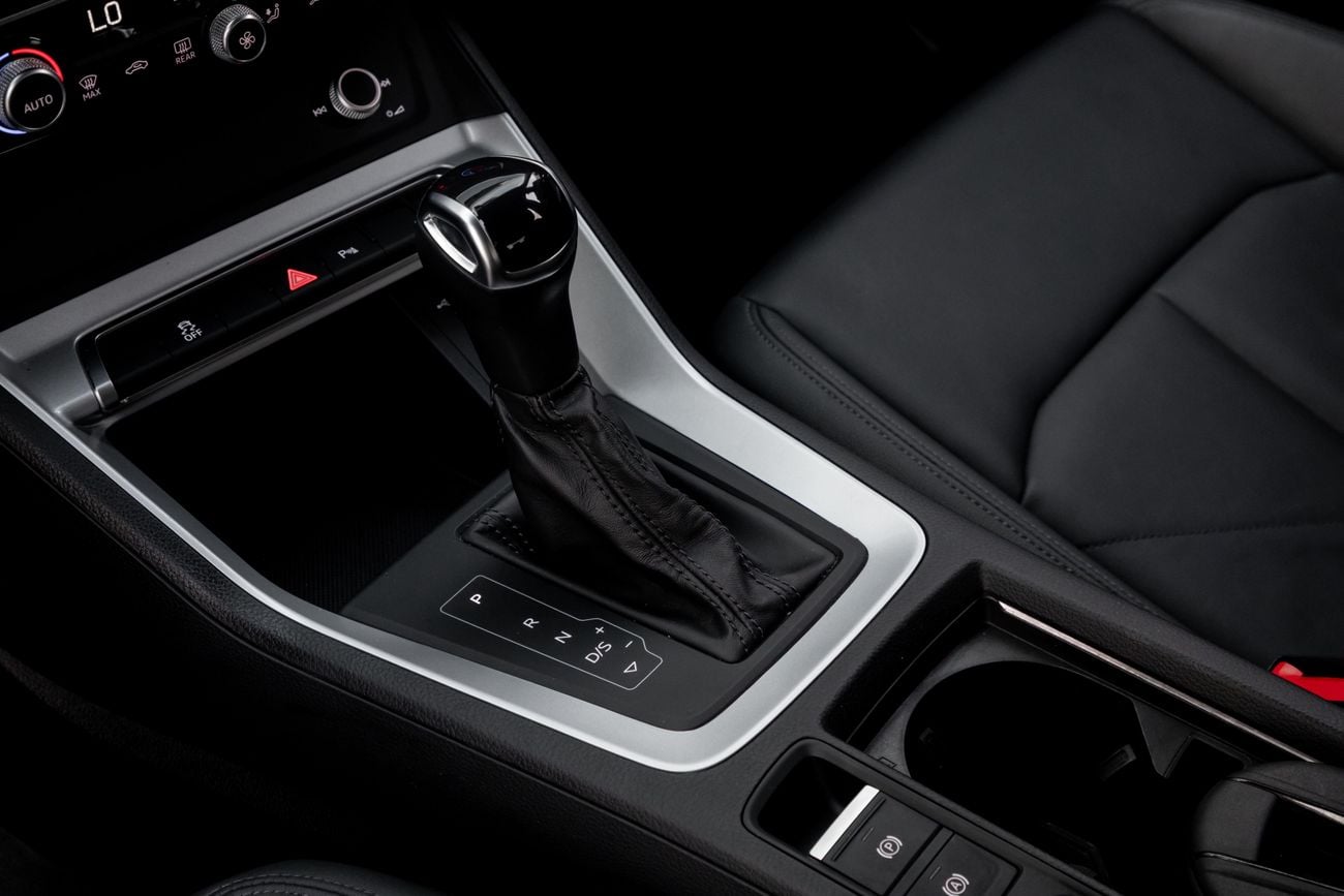 Audi Q3 Q3 35TFSI | 2,115 P.M | 0% Downpayment | AUDI WARRANTY & SERVICE CONTRACT!