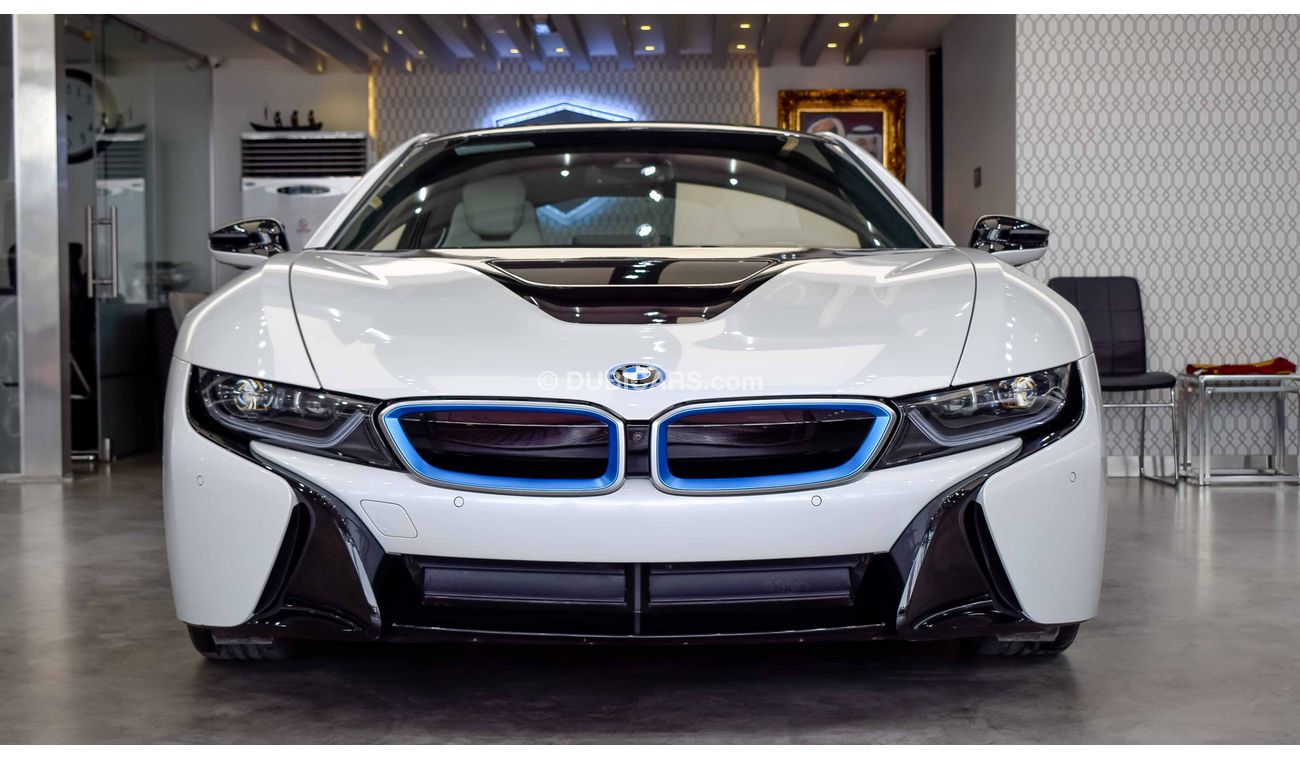Used BMW i8 E Drive 2015 for sale in Dubai - 237683
