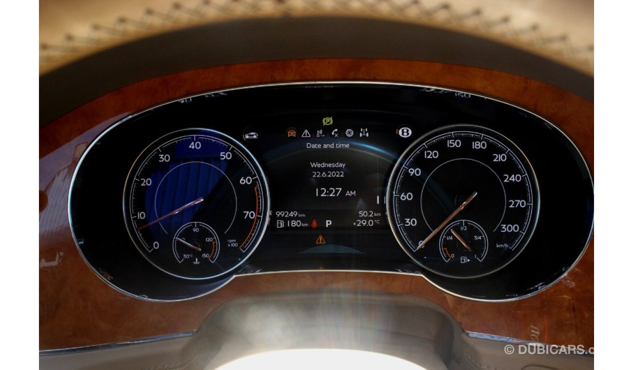 Bentley Bentayga (2017) V12 TWINE TURBO, GCC