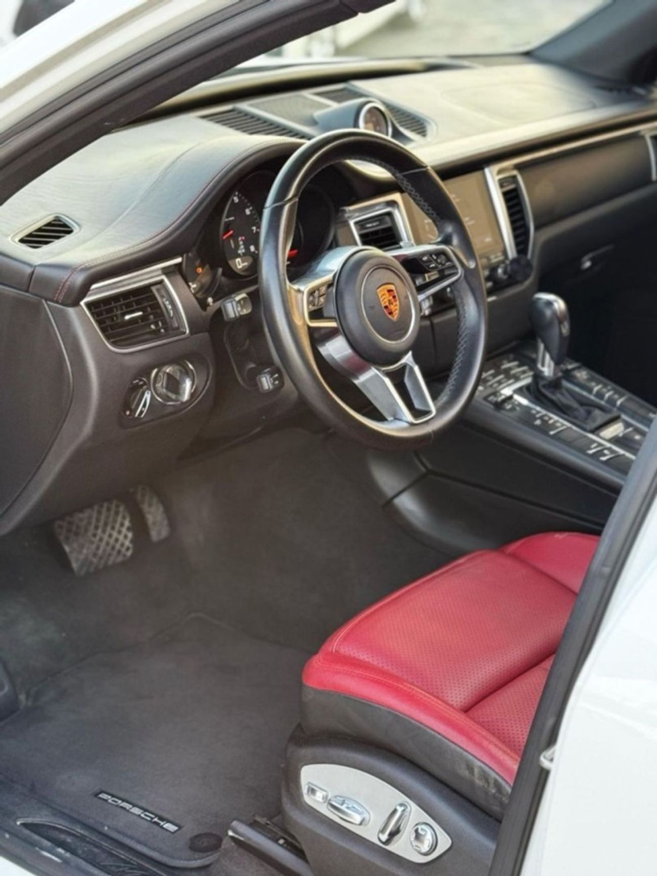 بورش ماكان Std 2.0L (260 HP)