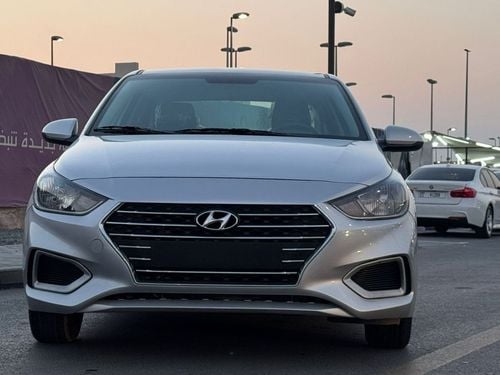 هيونداي أكسنت GL 1.6L (138 HP) Sedan