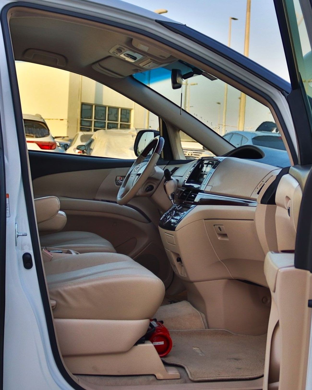 تويوتا بريفيا تويوتا بريفيا SE (XR50)، 2018، 5 د آر إم بي في، 2.4 لتر 4 سلندر بنزين، أوتوماتيك، دفع أمامي