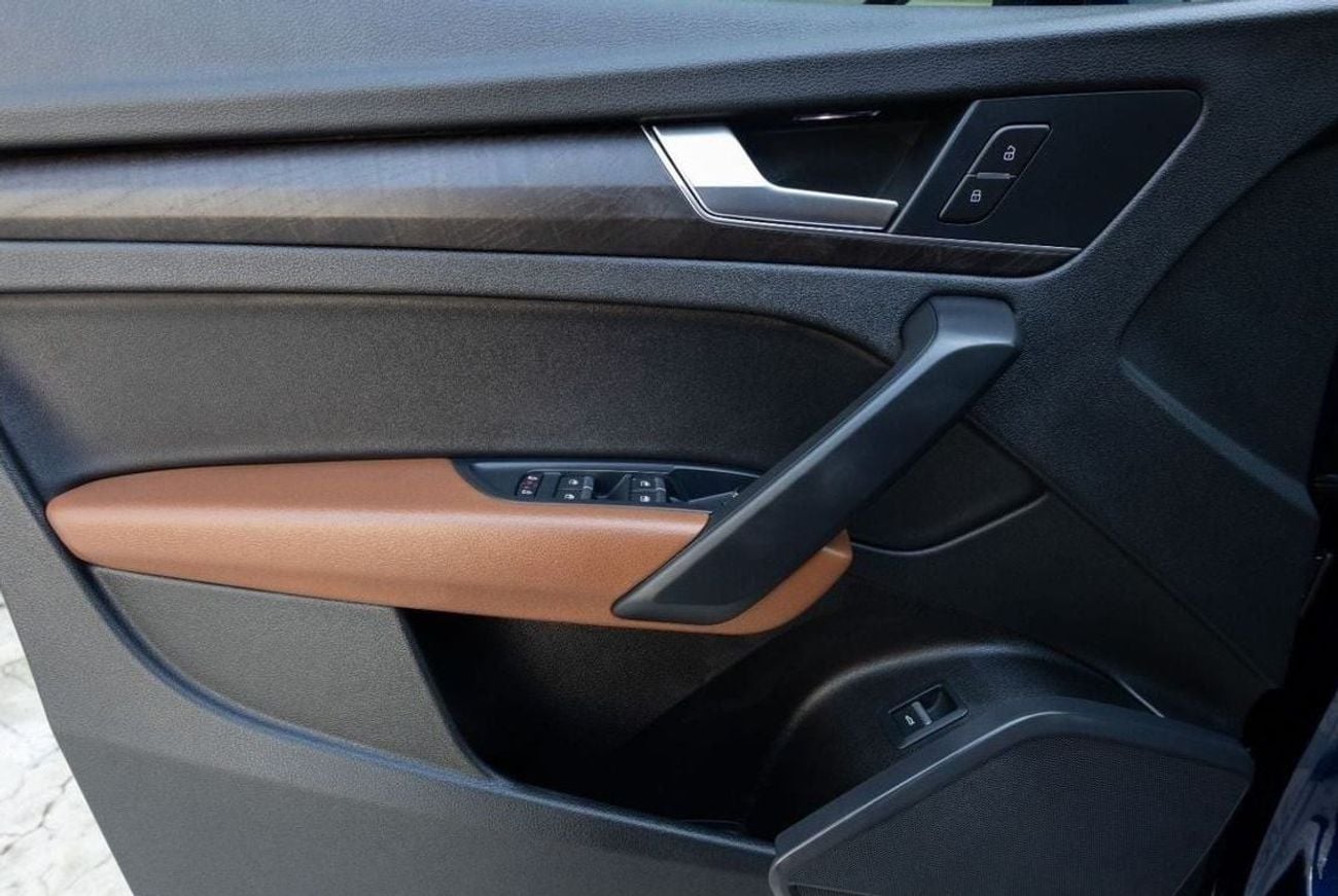 أودي Q5 45 TFSI Quattro 2.0L Audi Q5 45TFSI Quattro 2022 GCC under Agency Warranty