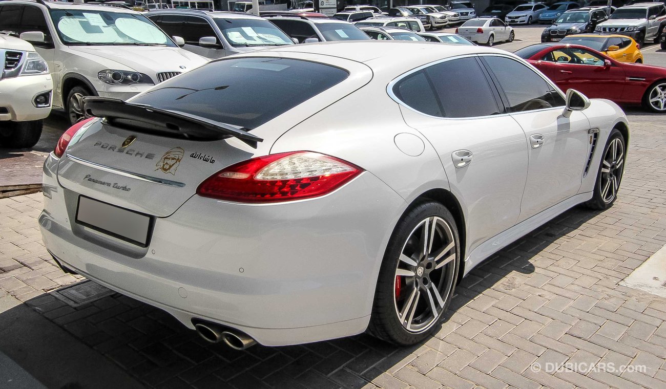 Porsche Panamera Turbo