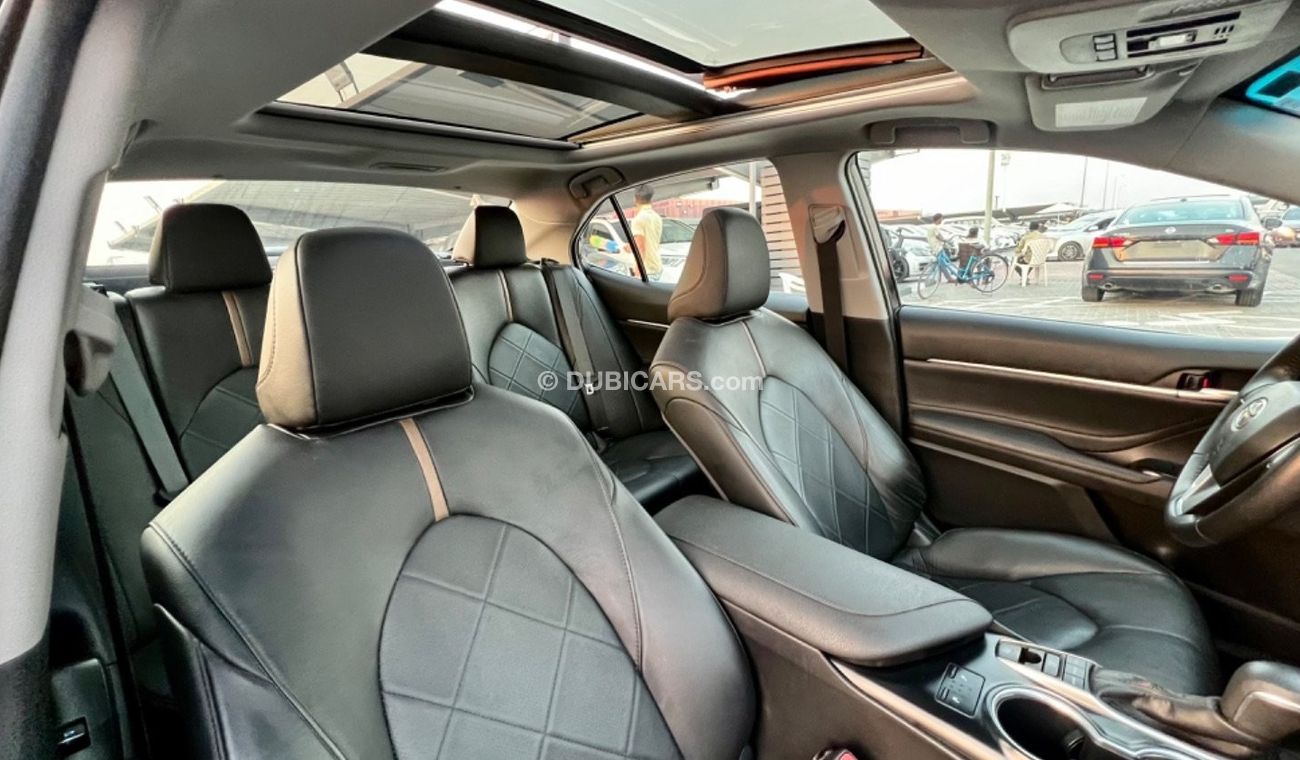 Toyota Camry XLE Full Option