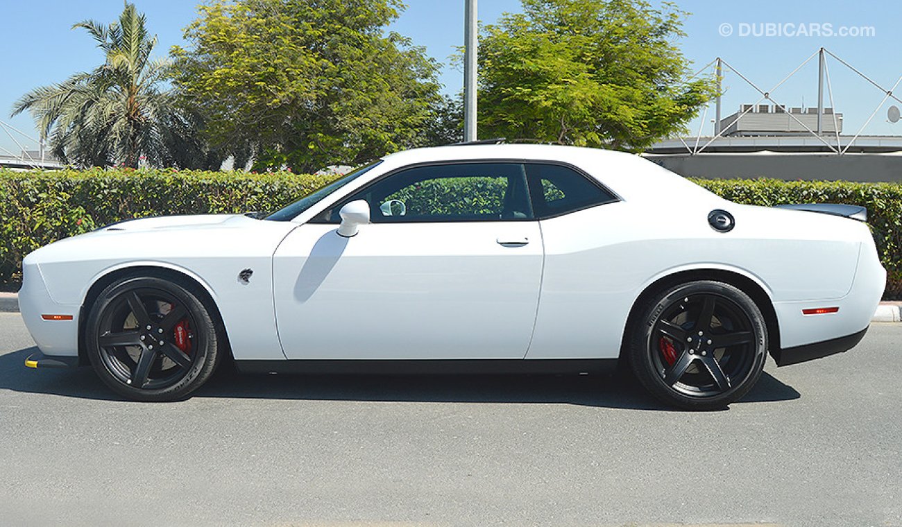 Dodge Challenger Hellcat 2018, 6.2L V8 0km GCC, 707hp, 0km with 3 years or 100K km Warranty