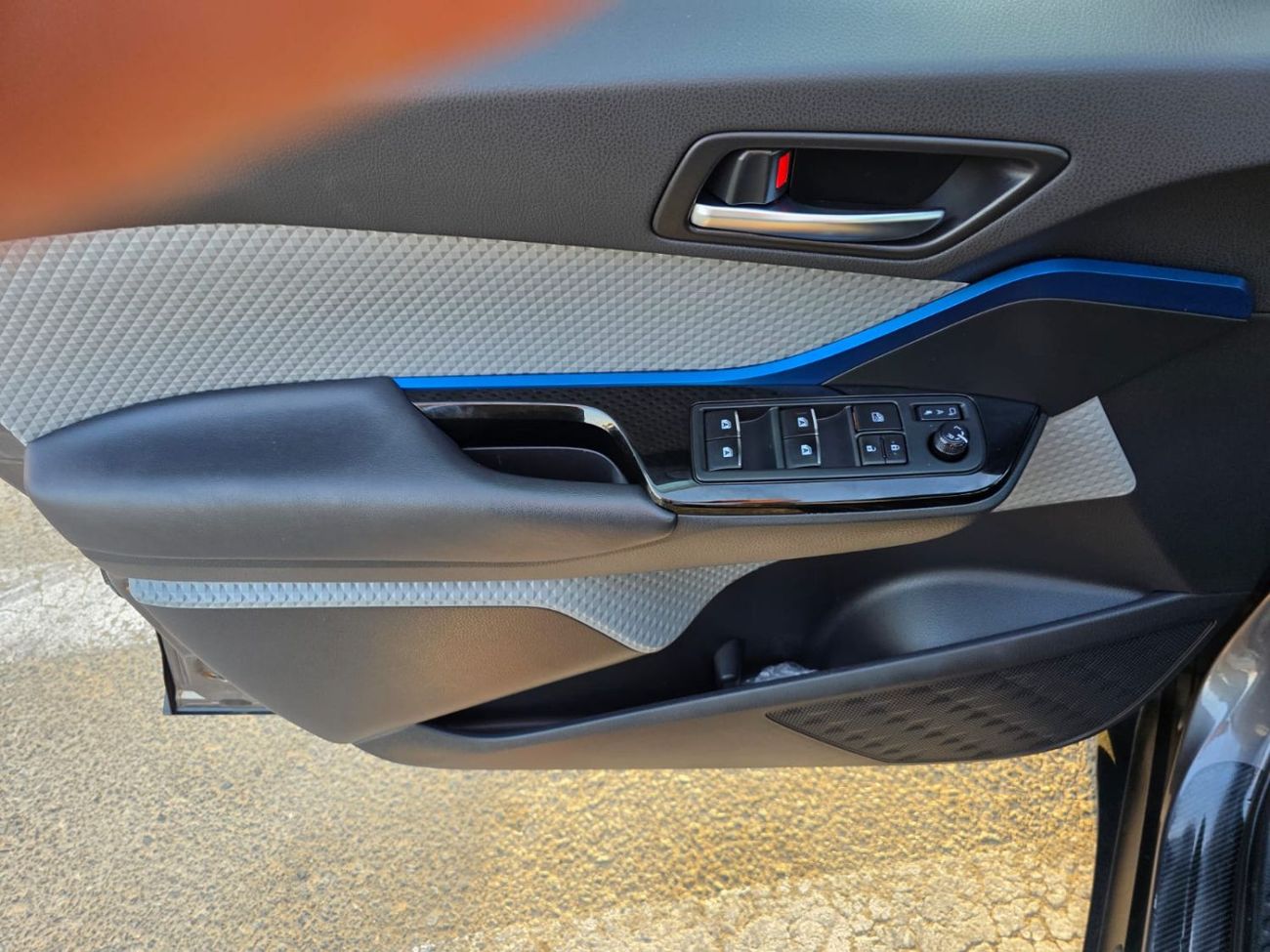 Toyota CHR 2019 Model Push button and Leather seats