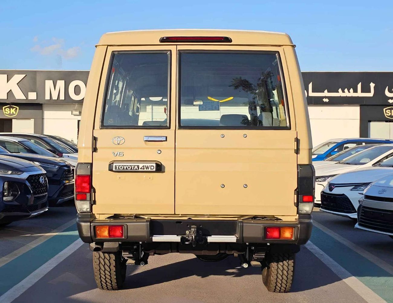 تويوتا لاند كروزر 70 LC78 STD 3 DOOR / 4.0L V6 / M/T / PETROL / POWER WINDOWS & LOCKS / 4WD (CODE # LC78)