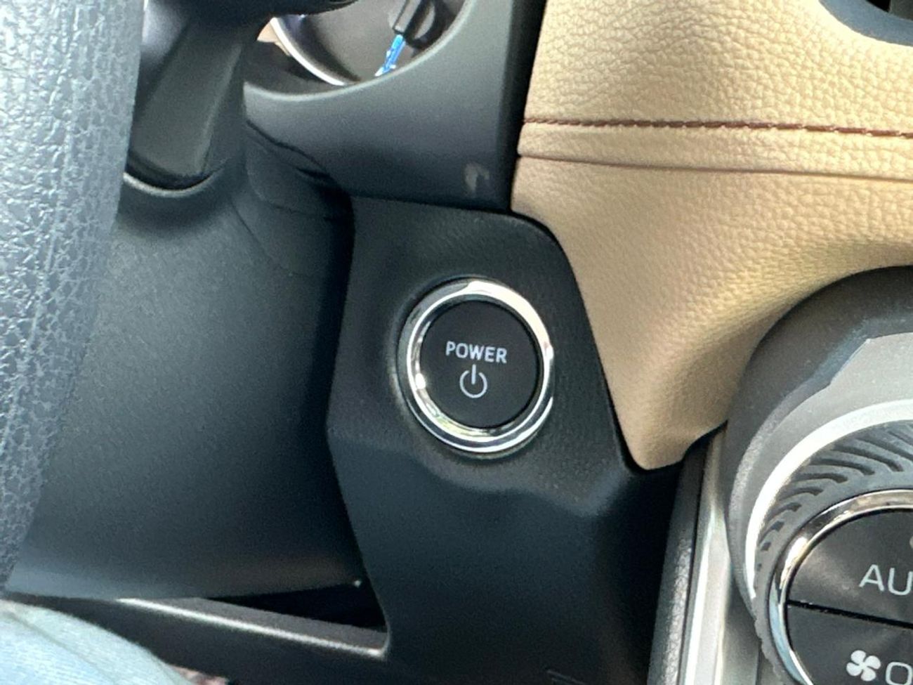 تويوتا راف ٤ 2.5L EXR Hybrid