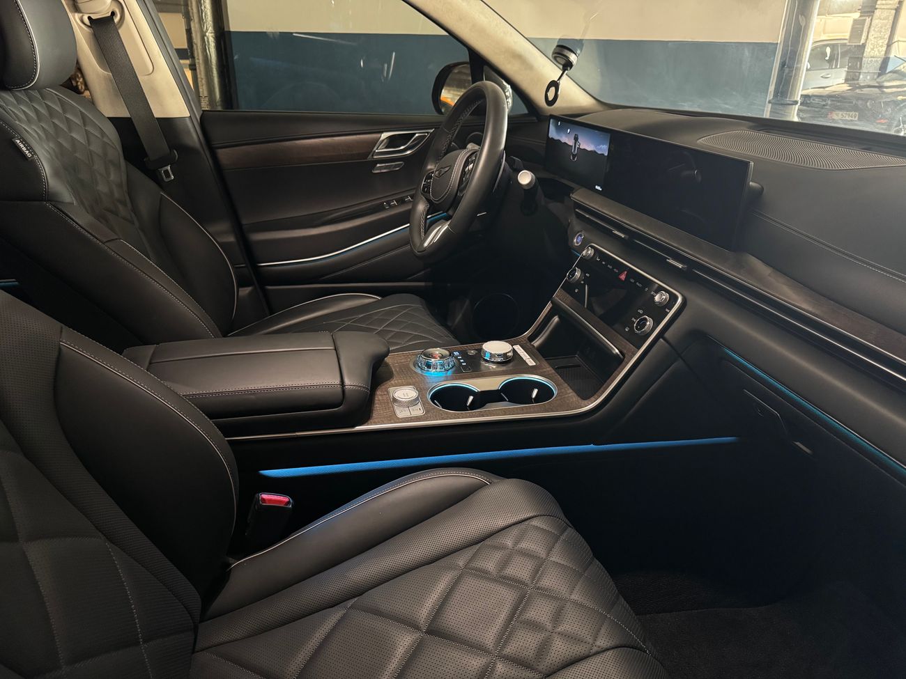 جينيسس GV80 royal