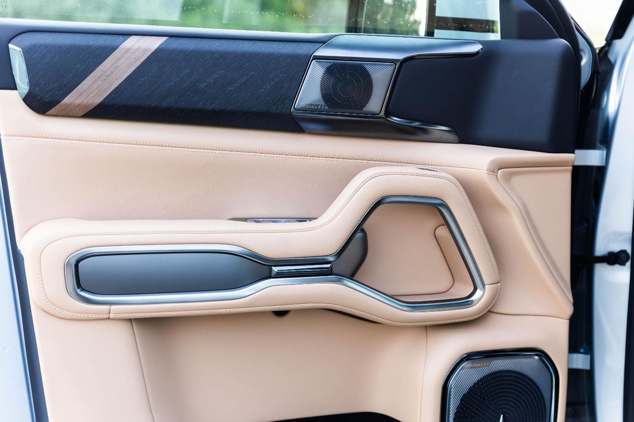 BYD Leopard 8 Smart and Brave Flagship Edition (7 Seats)