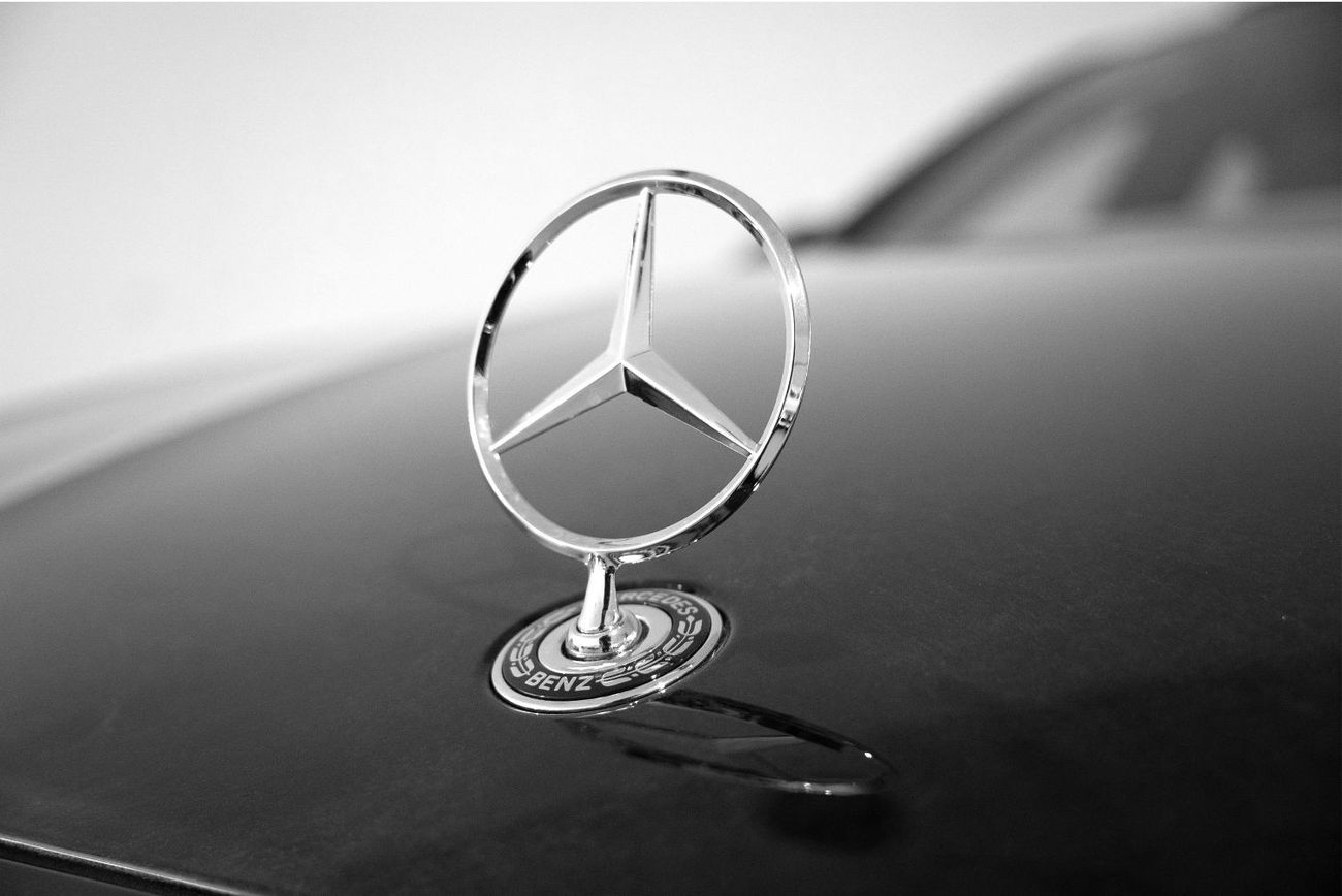 مرسيدس بنز E200 2.0L