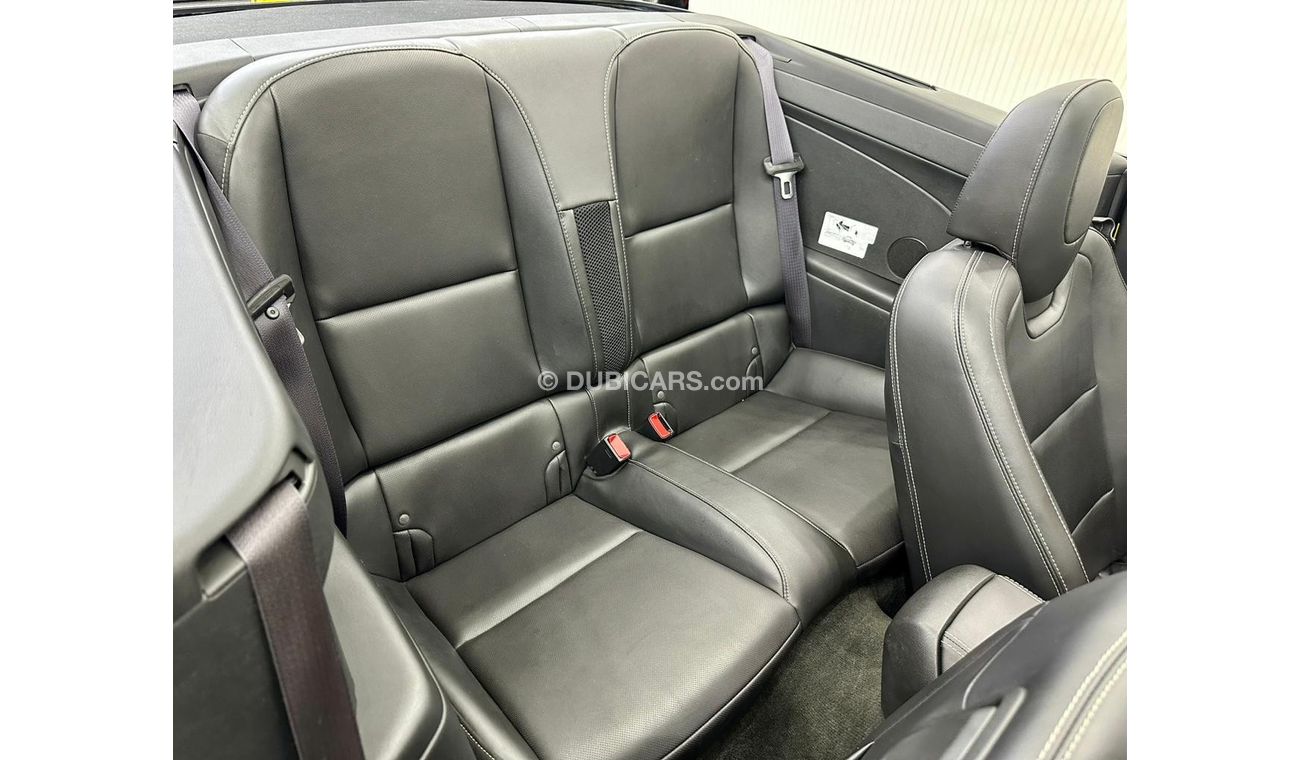 Chevrolet Camaro 2015 Chevrolet Camaro RS, Service History, Excellent Condition, GCC