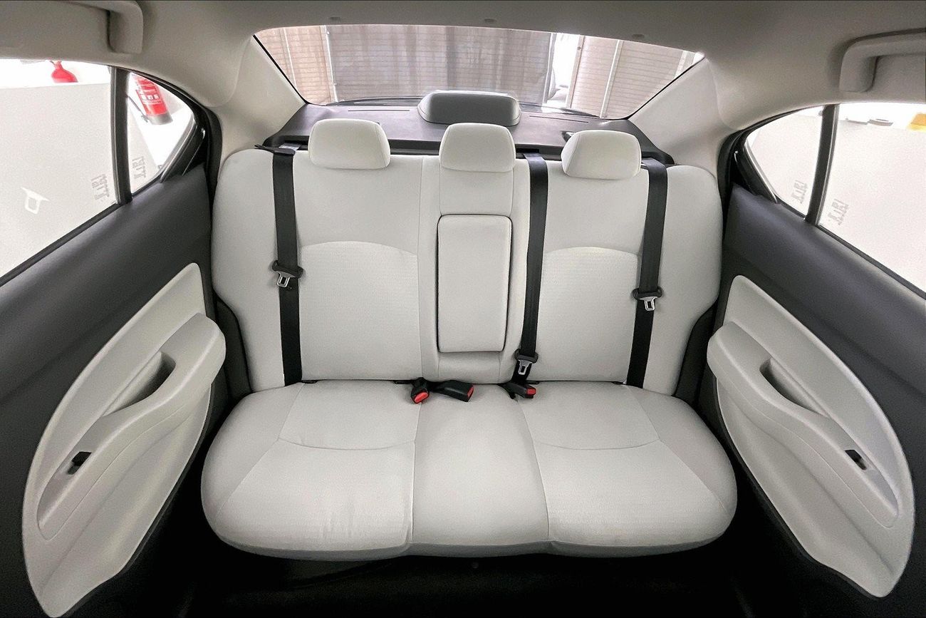 لكزس UX300h Premier | شامل الضمان | 0 ﺪﻔﻋﺓ ﺃﻮﻟﻯ