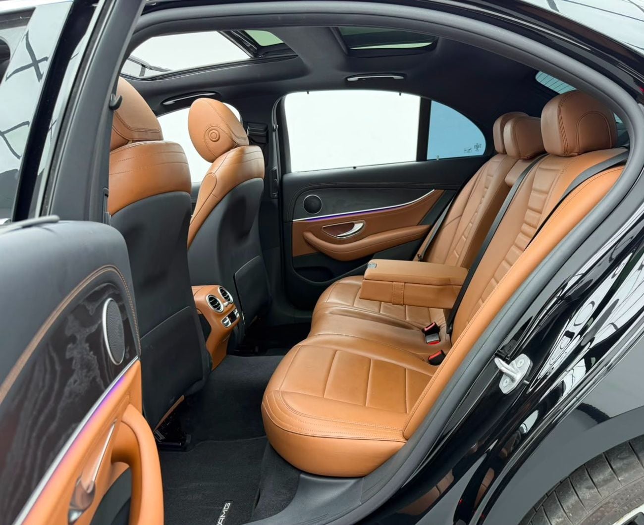 مرسيدس بنز E200 STD