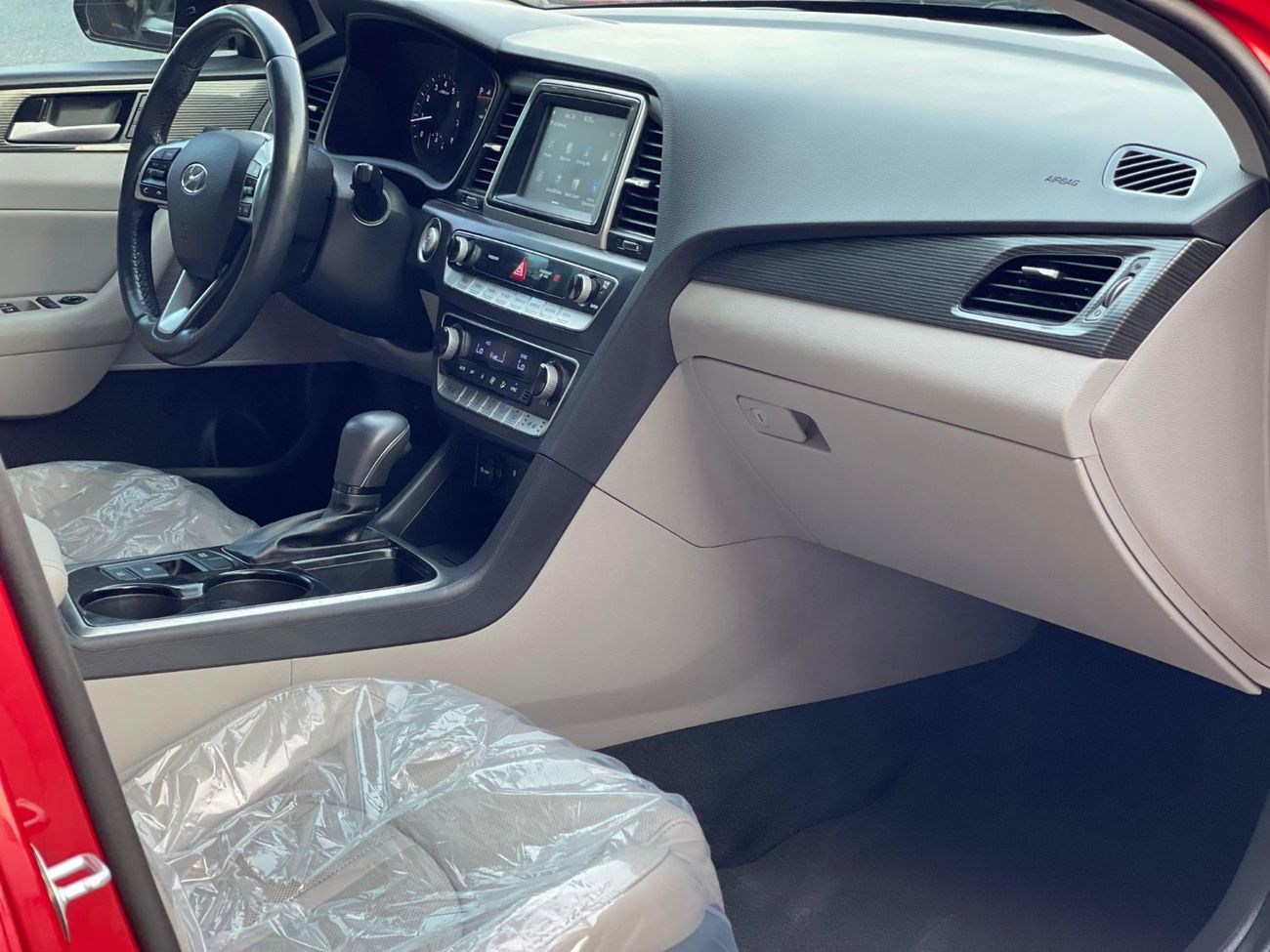 هيونداي سوناتا سوناتا ليمتد / 2019 / 2.4 لتر / مواصفات كاملة