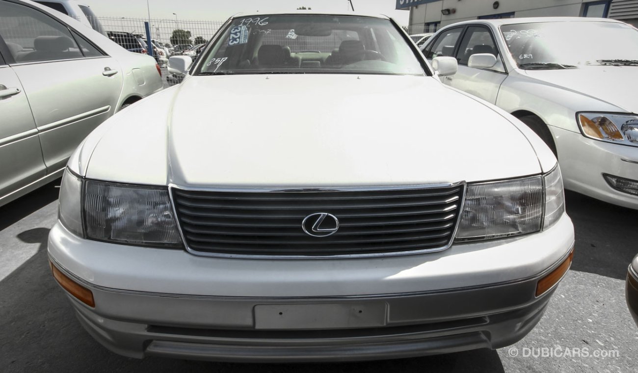 لكزس LS 400