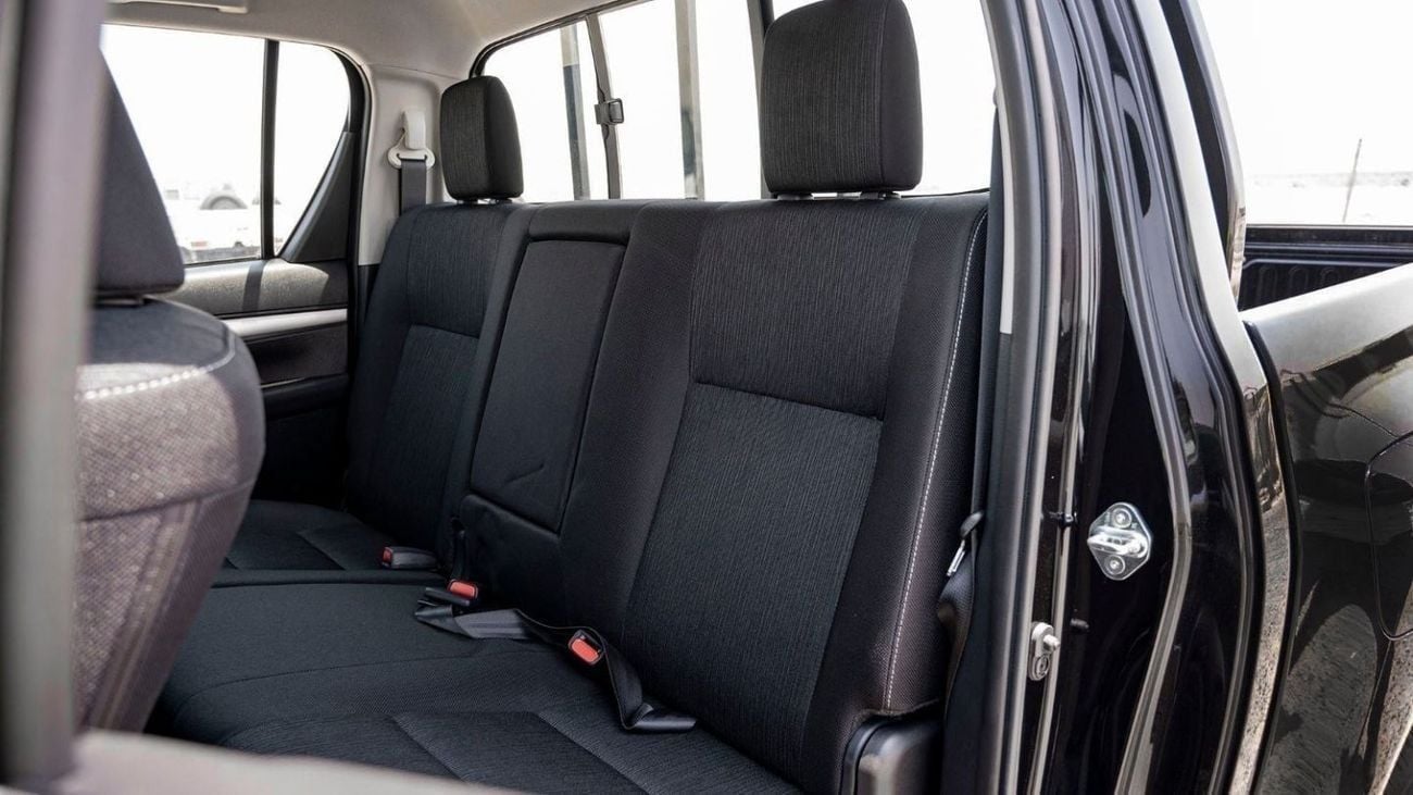 Toyota Hilux TOYOTA HILUX DC 2.4 D AT 4X4 MY 2025 BLACK