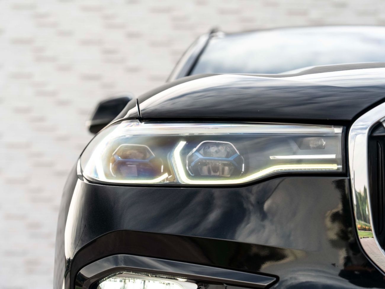 بي أم دبليو X7 M50i 4.4L (523 HP)