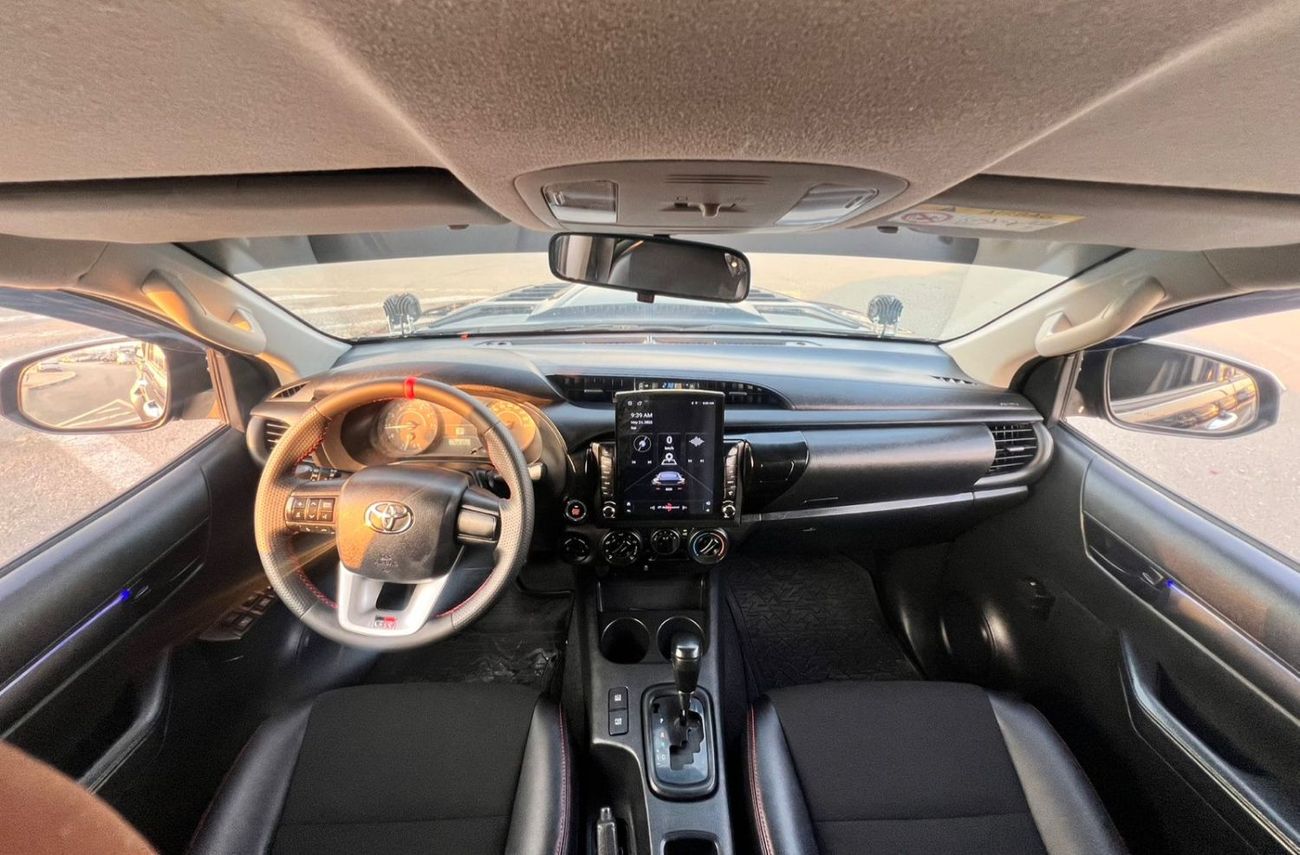 Toyota Hilux Toyota Hilux 2021Model 2.7 v4 Engine Fuel.Petrol Revolution Edition .off Road package full option. B