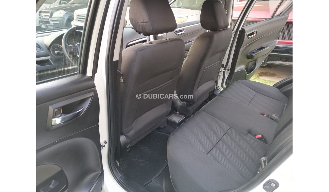 Suzuki Swift Gulf model 2014, center look, rims, air conditioning, without accidents, in excellent condition, you