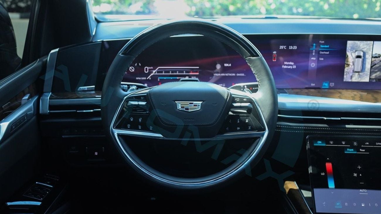 كاديلاك إسكالاد 600 Sport Platinum V8 6.2L 5000Km 2025 With 3 Years Or 100,000 Km Warranty