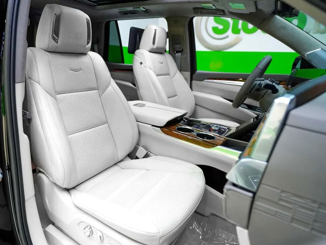 كاديلاك إسكالاد SPORT PLATINUM SWAP YOUR BRAND SPORT PLATINUM - 3 YEARS FREE SERVICE - WARRANTY (HIGHEST SPEC)