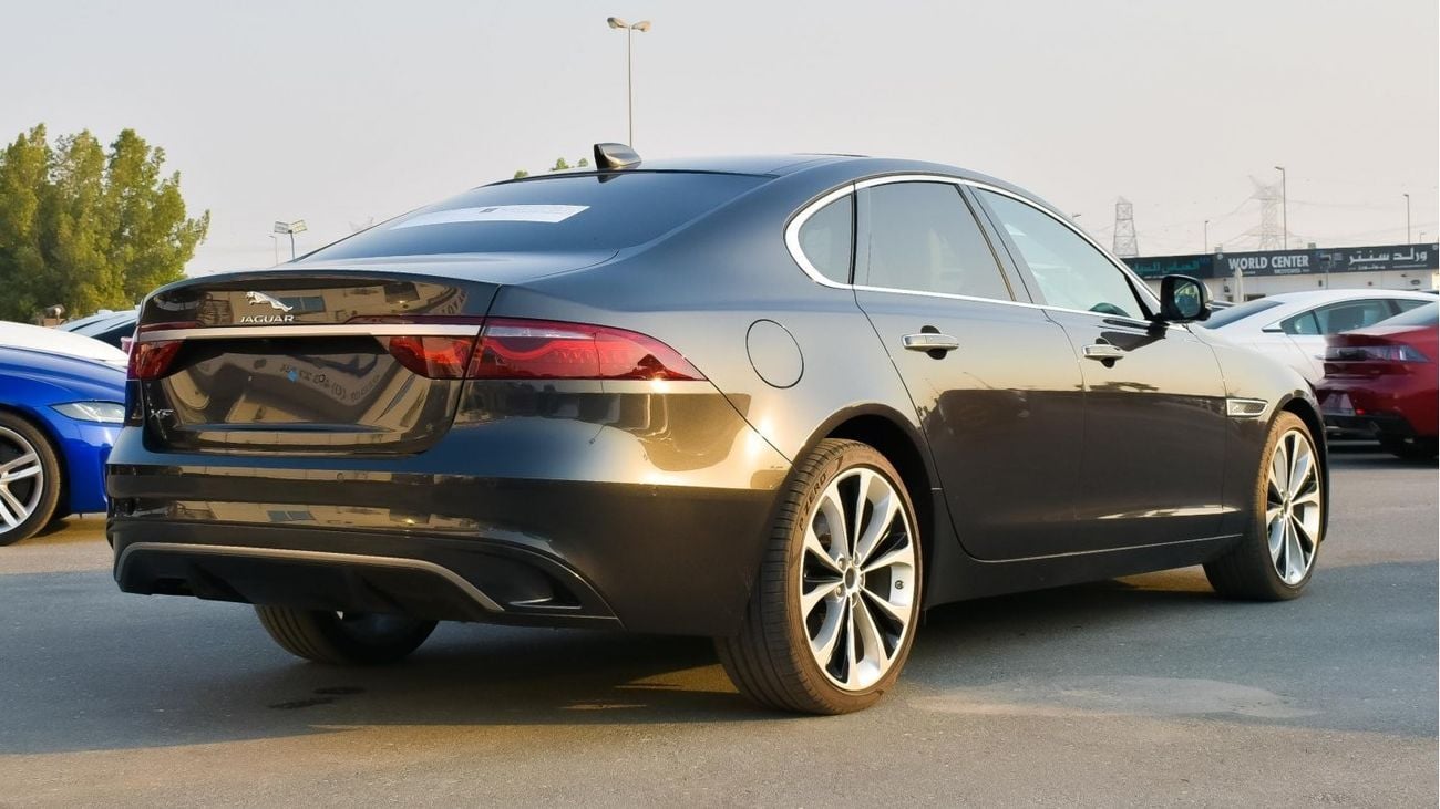 Jaguar XF 2.0