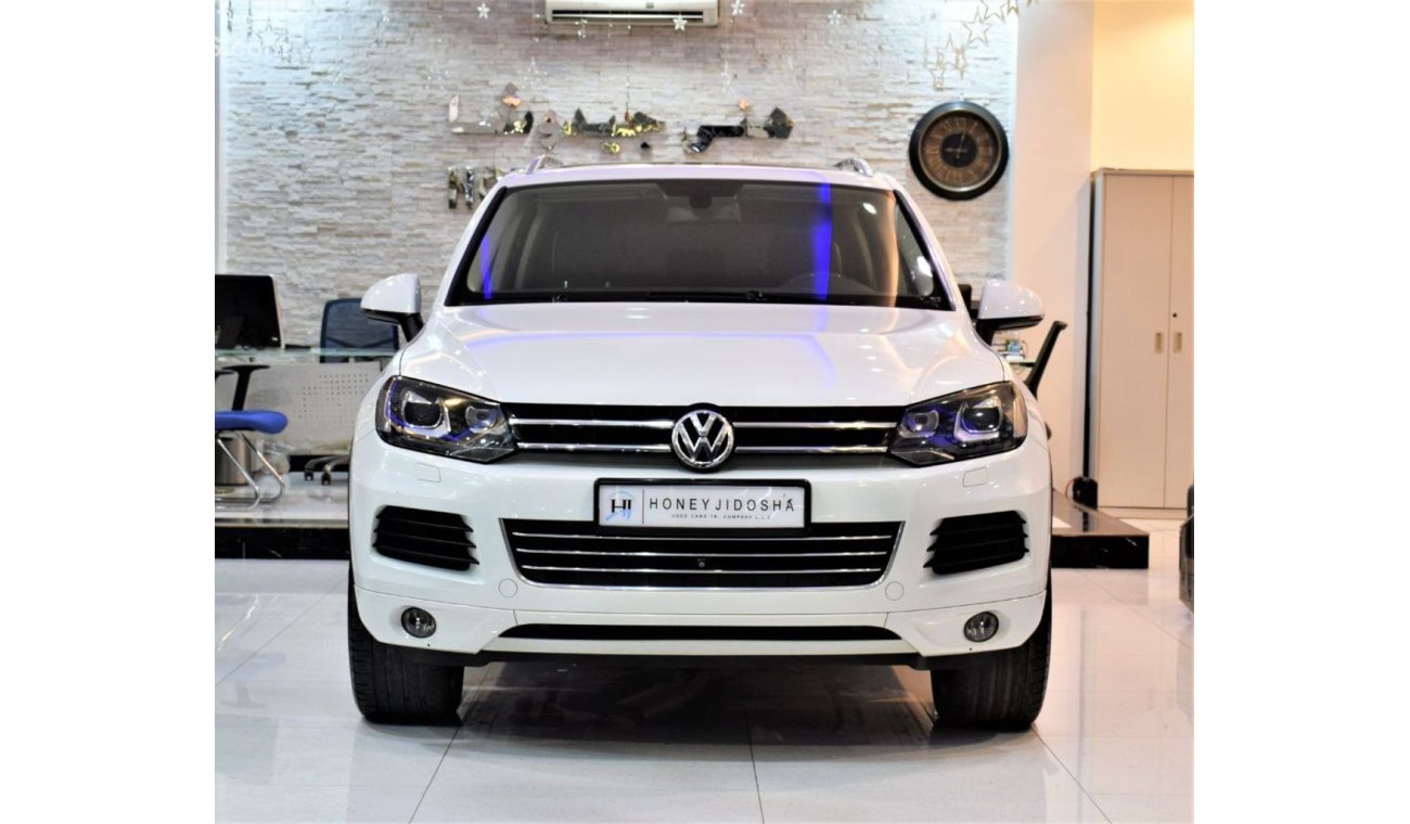 Volkswagen Touareg ( ORIGINAL PAINT صبغ وكاله ( FULL OPTION ) Volkswagen Touareg 2015 Model!! in White Color! GCC Specs