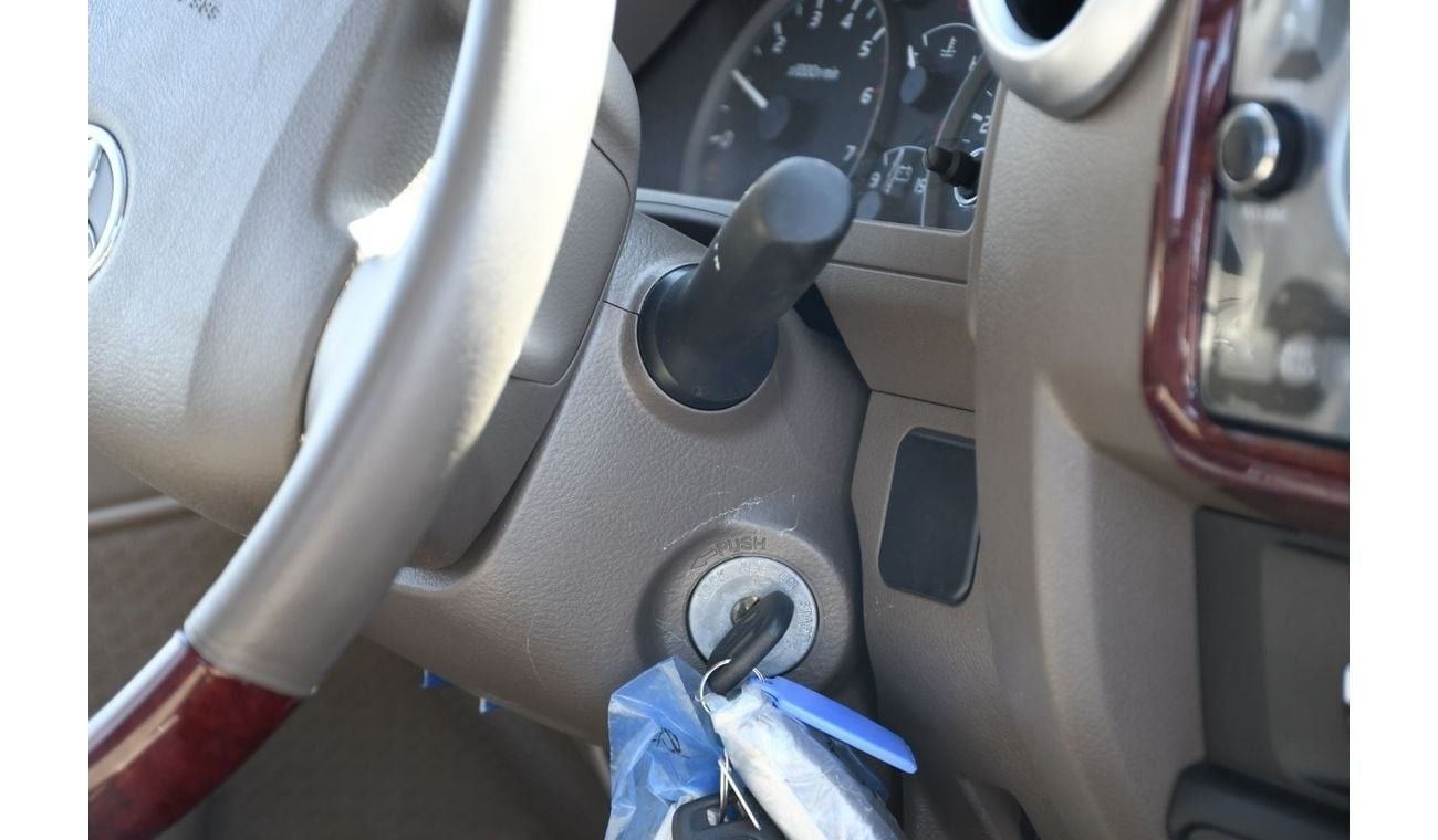 Toyota Land Cruiser Pick Up 4.0L V6 Petrol  ( ready stock available )