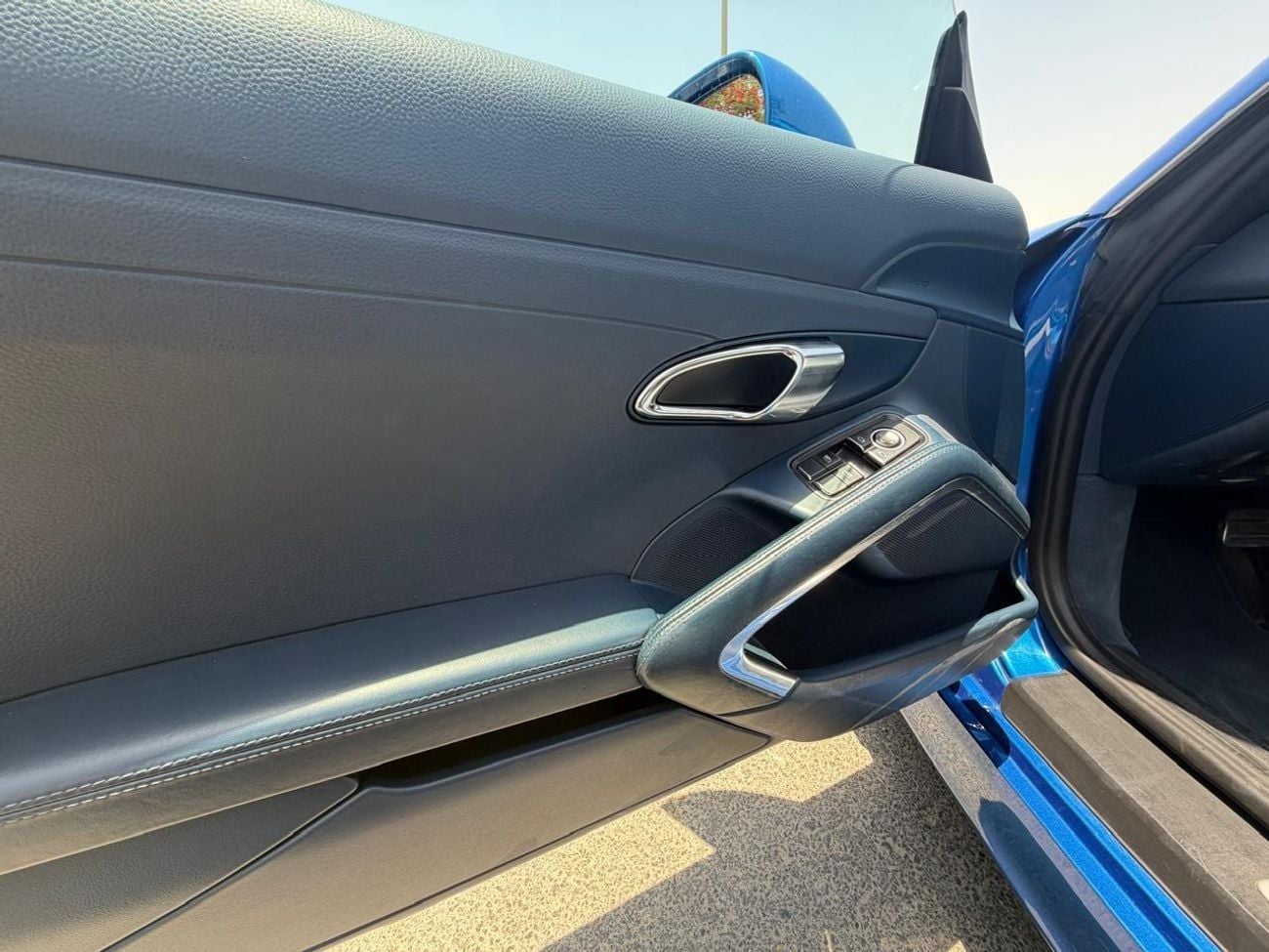Porsche 718 Boxster  Porsche Boxster 2015 GCC Specs Original Paint in Perfect Conditions