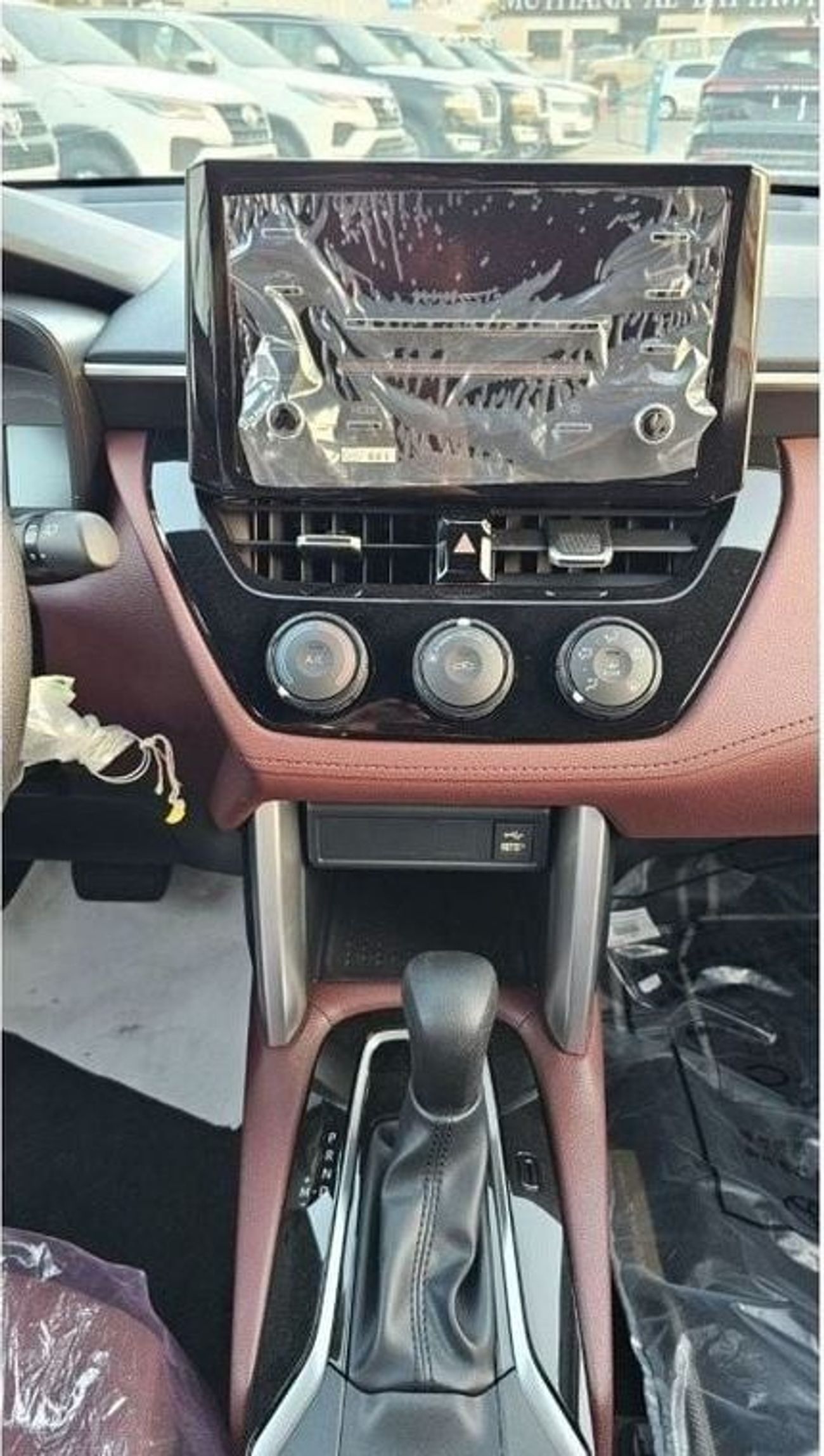 Toyota Corolla Cross TOYOTA COROLLA CROSS 1.8L BASIC OPTION 2024 for export price 88000 AED