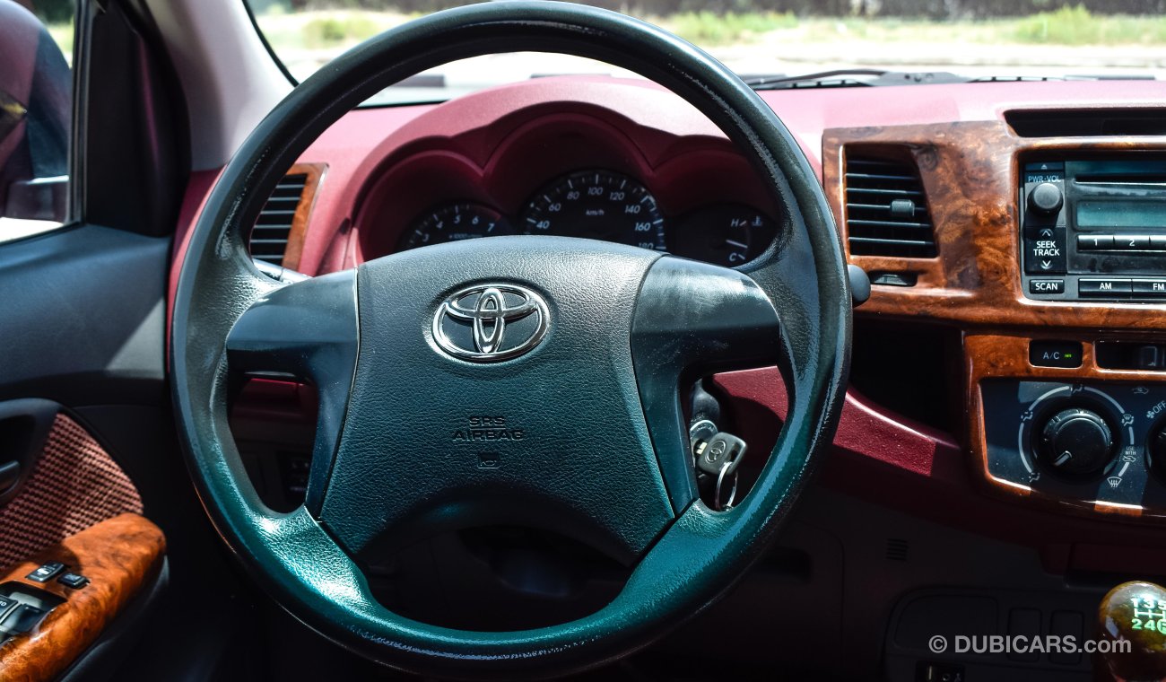 Toyota Hilux 2013 4X4 Grand Ref#153