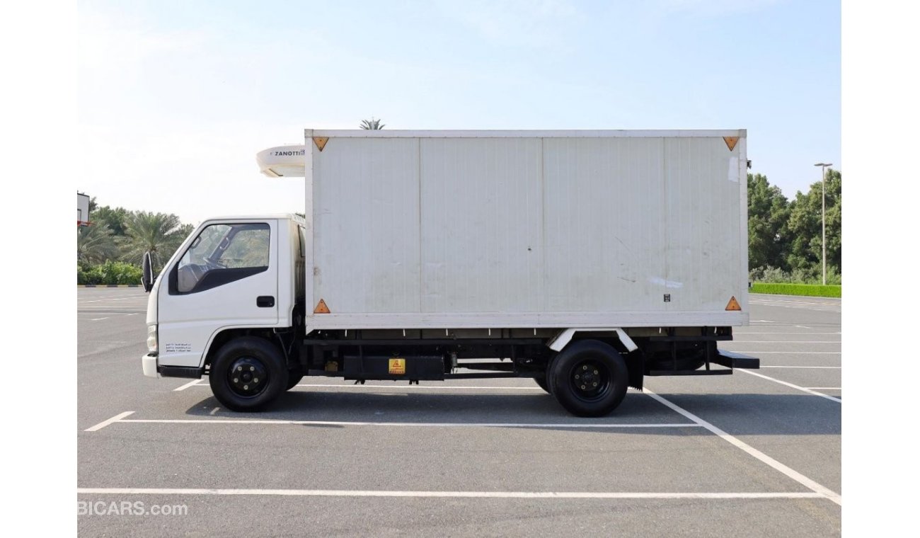 جاي ام سي NHR | Truck with Zanotti Chiller Box | 3Ton | Excellent Condition | GCC