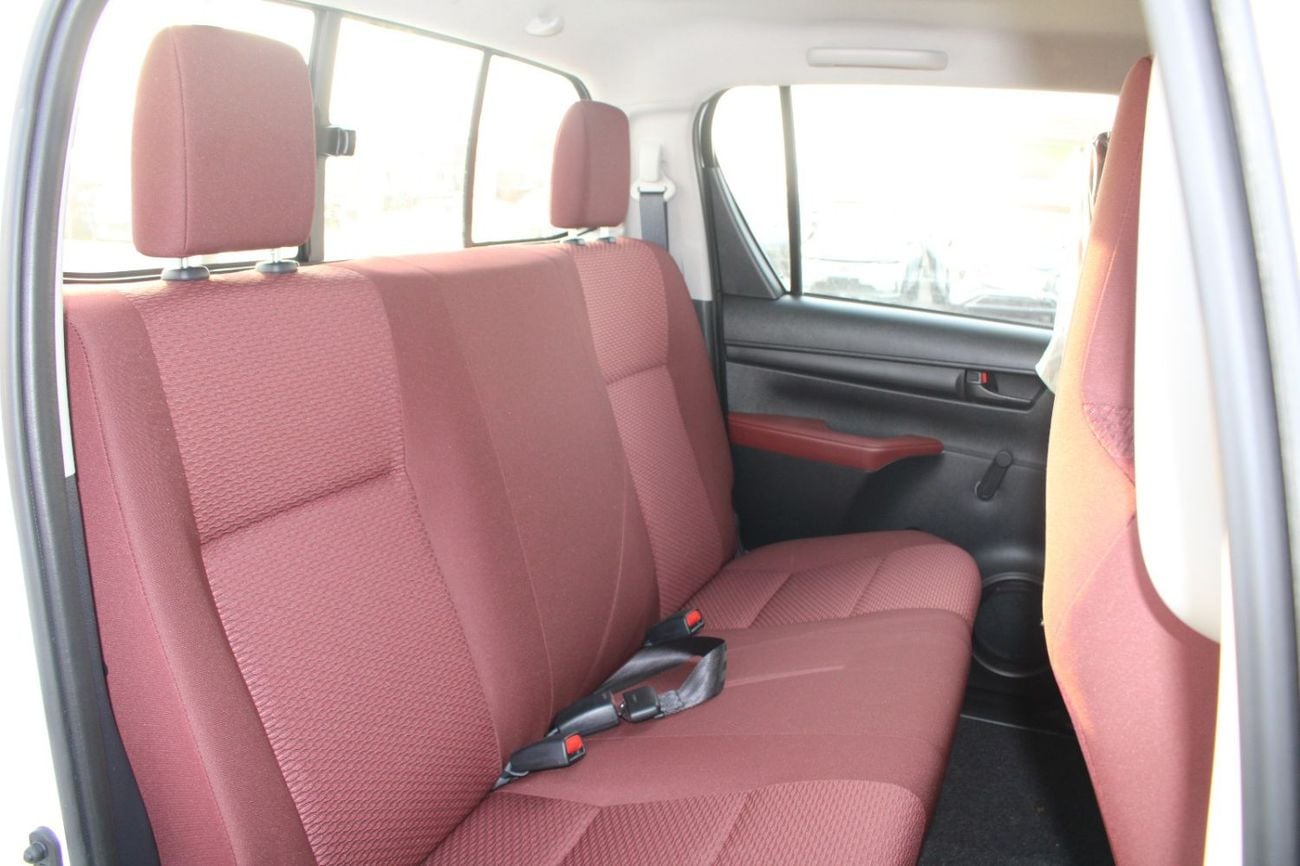 تويوتا هيلوكس TOYOTA HILUX 2.4L DIESEL 4WD DOUBLE CAB DLX-E MANUAL
