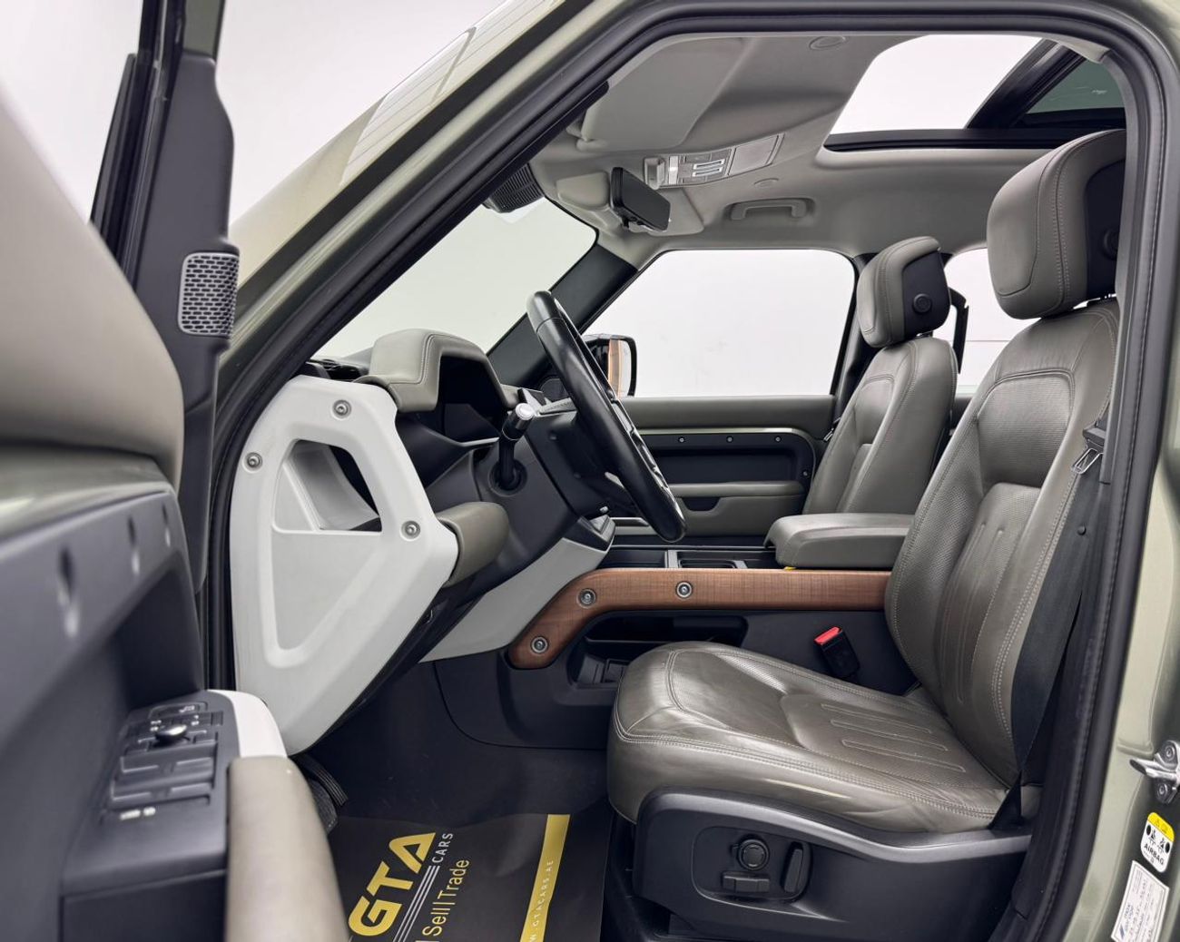 لاند روفر ديفندر 110 HSE P400 3.0L 2022 Land Rover Defender P400 HSE 110, Land Rover Service History, 1 Year Warranty