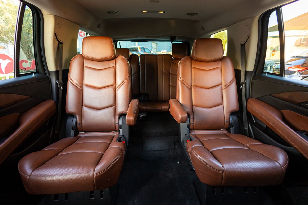 Cadillac Escalade Premium 6.2L