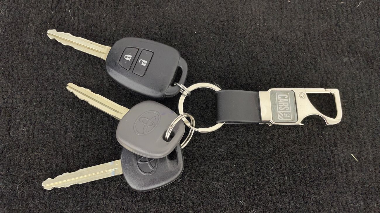 تويوتا يارس E 1.3 | بدون دفعة مقدمة | اختبار قيادة مجاني للمنزل