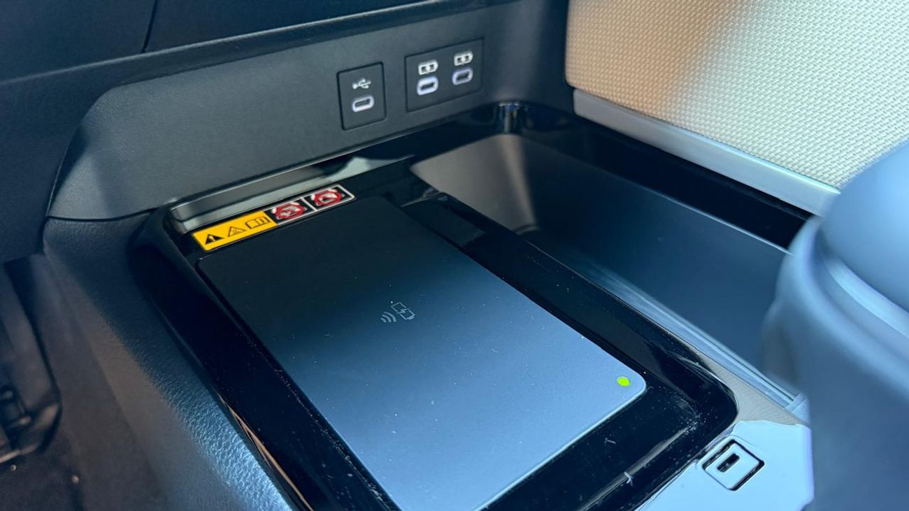 Toyota Camry Toyota Camry LE 2.5L Hybrid | 2025 | 0km | GCC